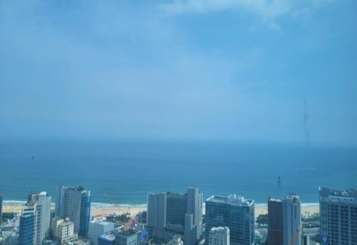 Haeundae Wide Ocean View & Residence Пусан Екстер'єр фото