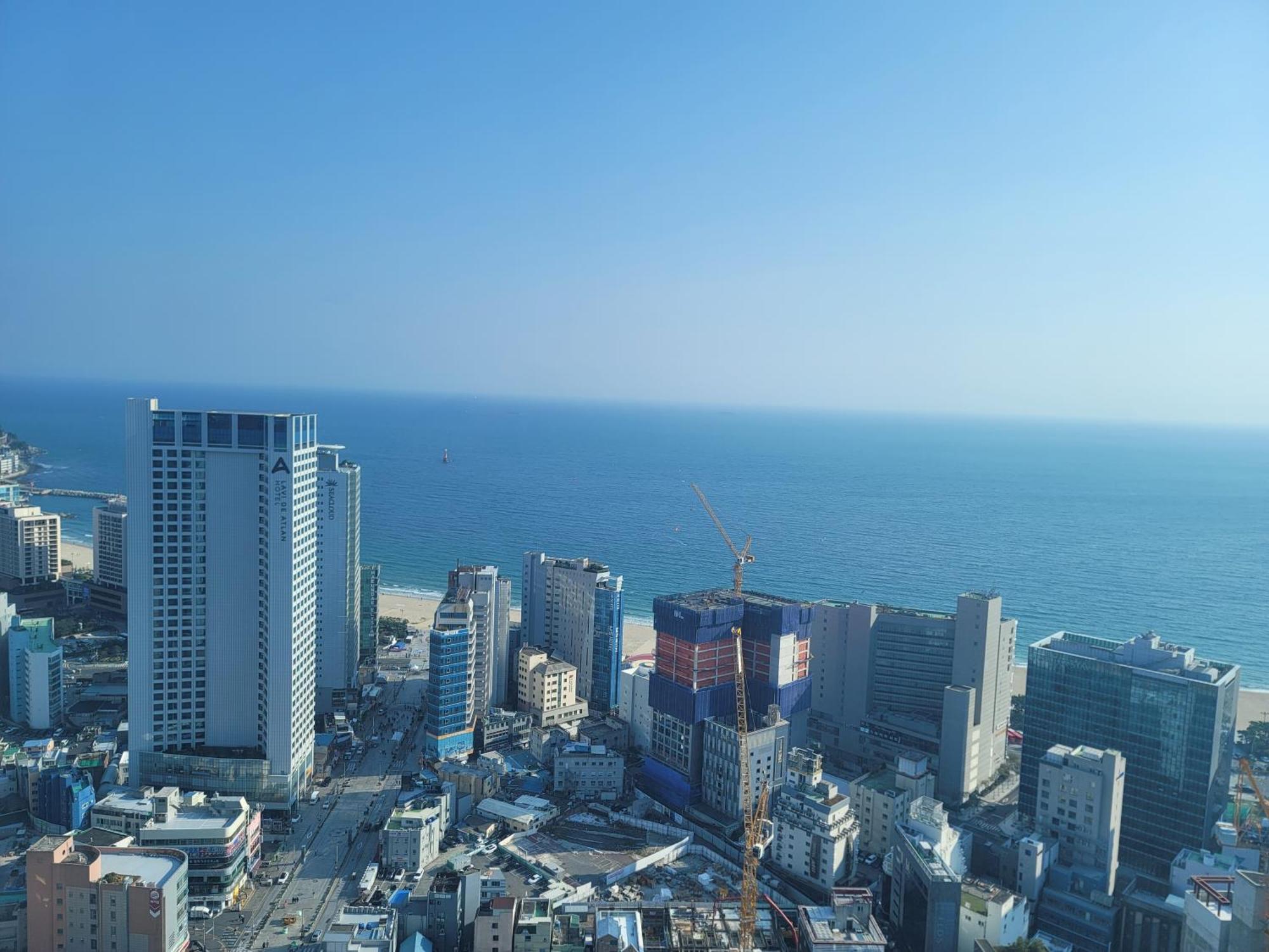 Haeundae Wide Ocean View & Residence Пусан Екстер'єр фото