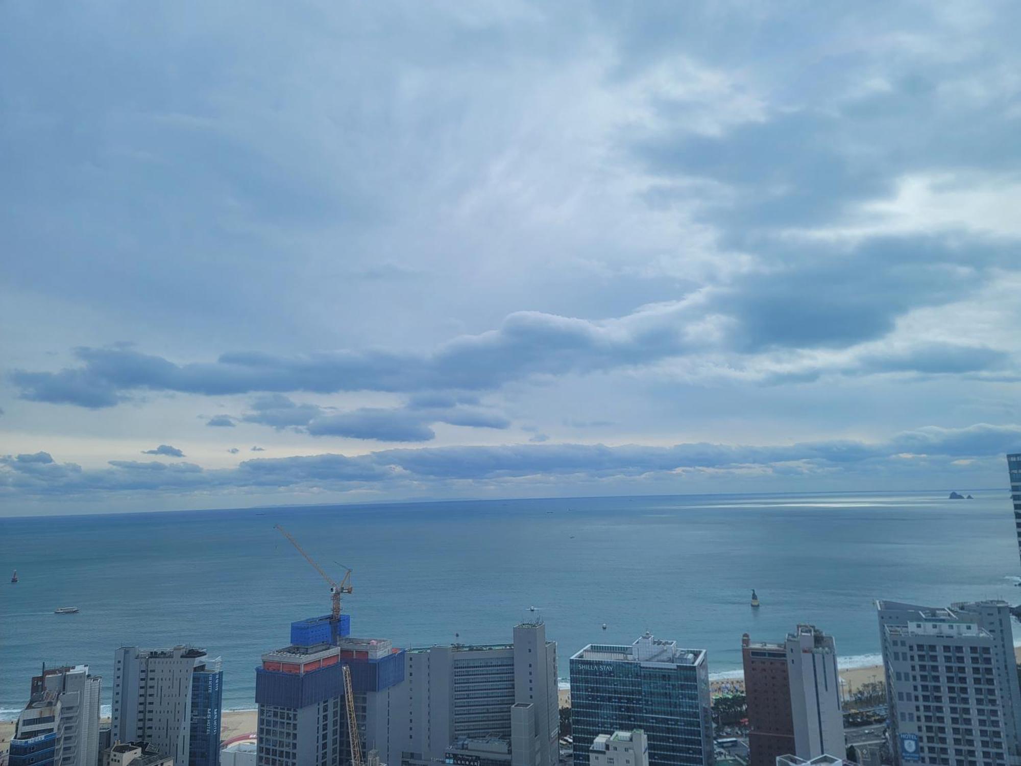 Haeundae Wide Ocean View & Residence Пусан Екстер'єр фото